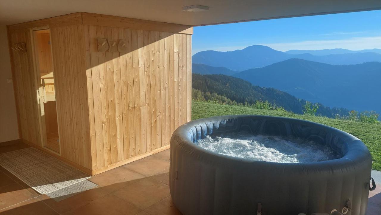 Studio 1111 With Sauna & Hot Tub Dravograd Kültér fotó